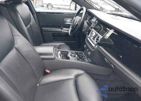 2016 Rolls-Royce Ghost из США, поврежденный, VIN SCA664S59GUX53724